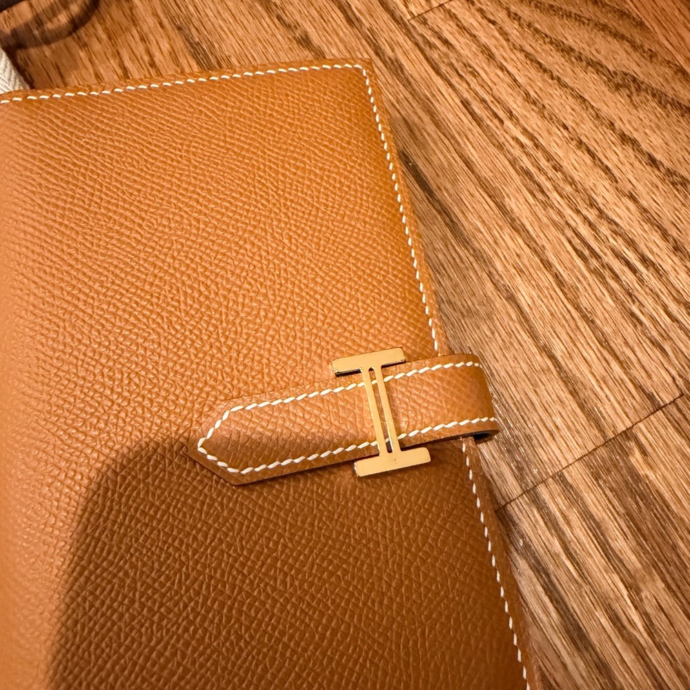 Elegant Tan Leather Wallet